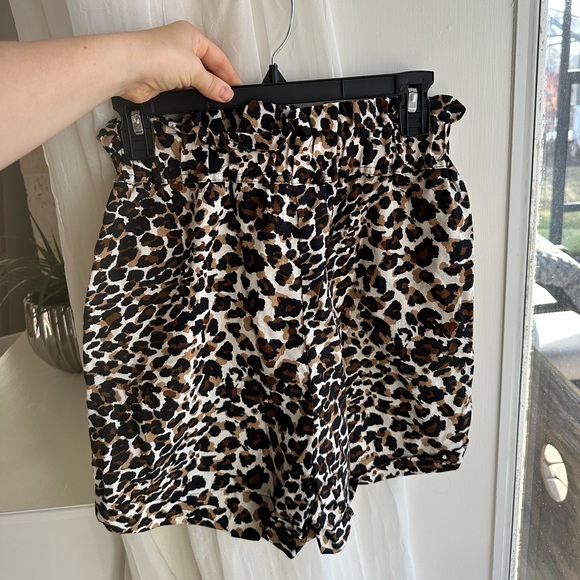 Express x Rocky Barnes Leopard Print Paperbag High Waisted Shorts - Picture 5 of 5